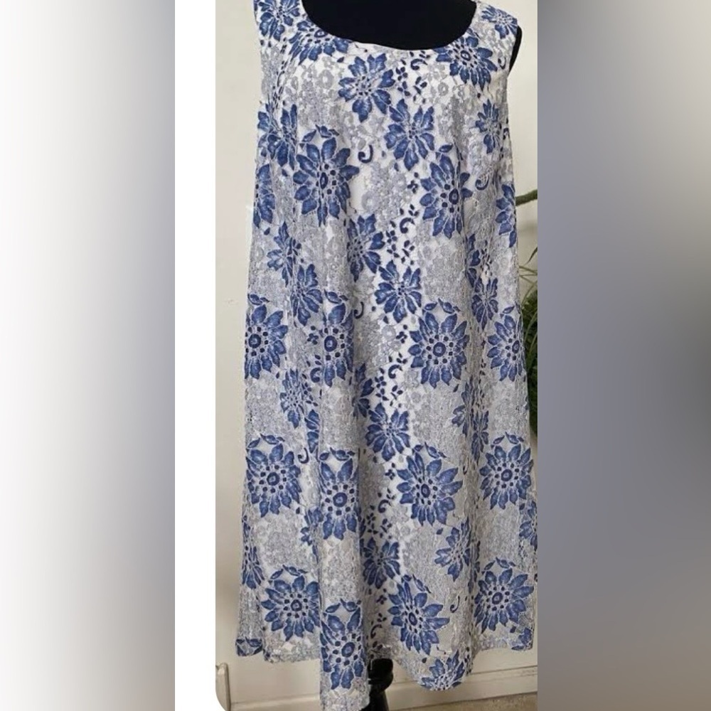 Rose&Ali women’s size 20W blu and white Lace sleeveless floral shift dress
